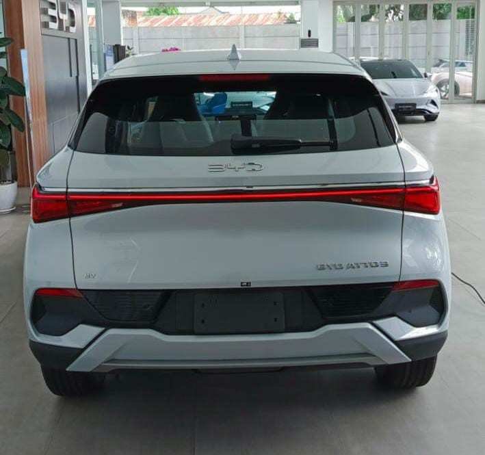 atto 3 facelift putih