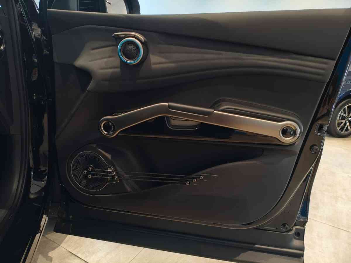 interior atto 3